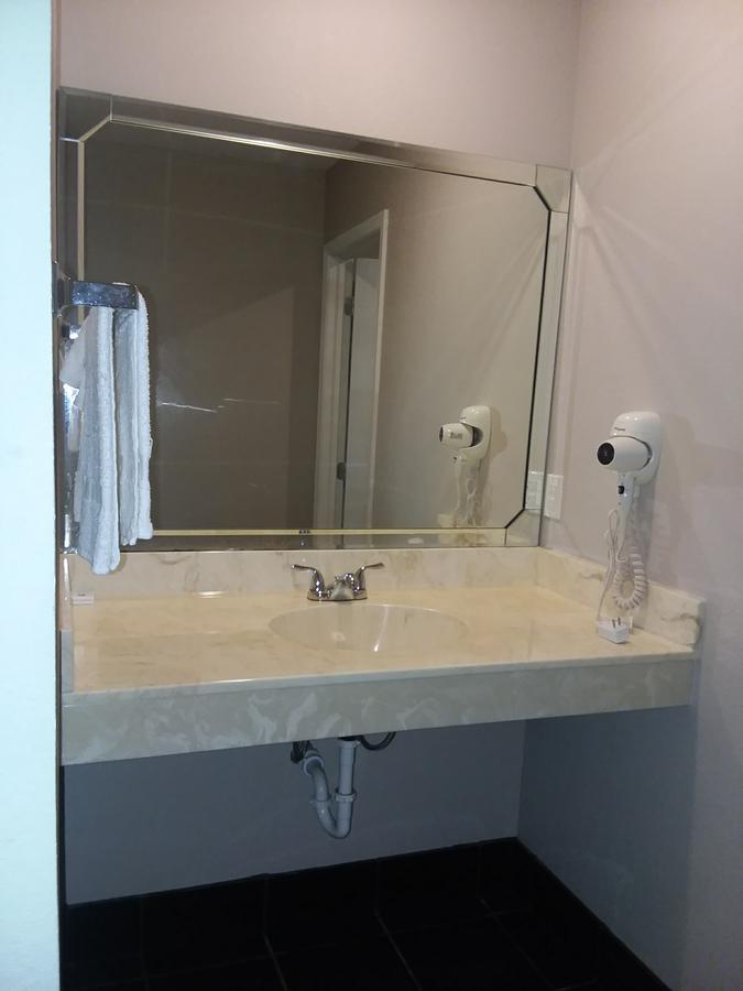 Wartburg Scenic River Inn Motel المظهر الخارجي الصورة
